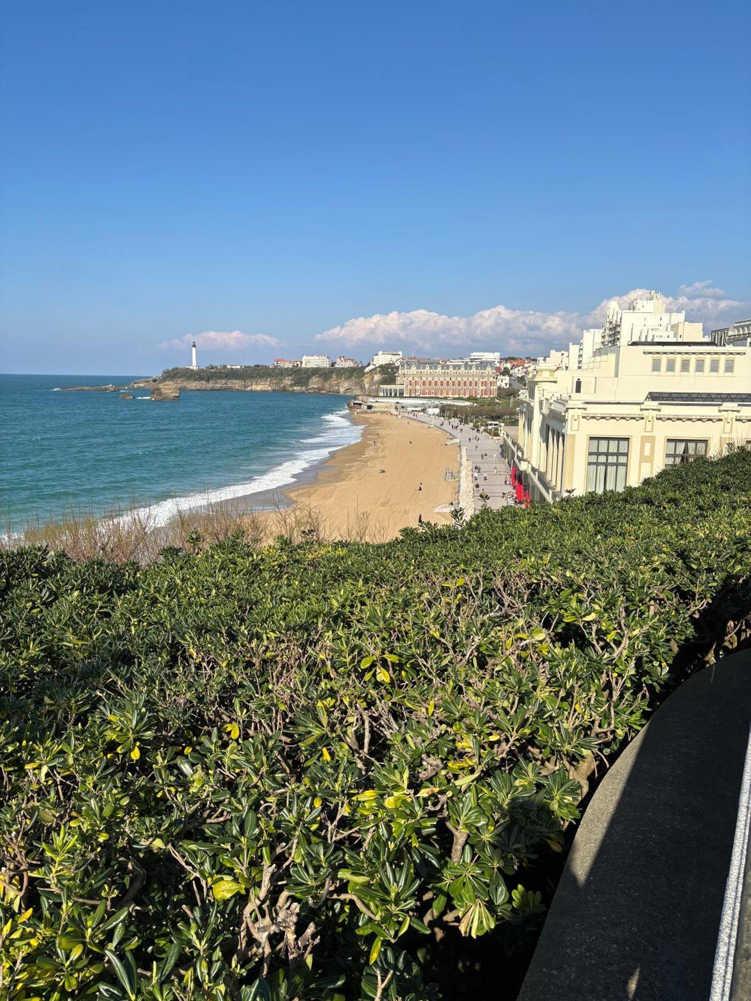 Studio Et Piscine Sur La Grande Plage Biarritz Exterior photo